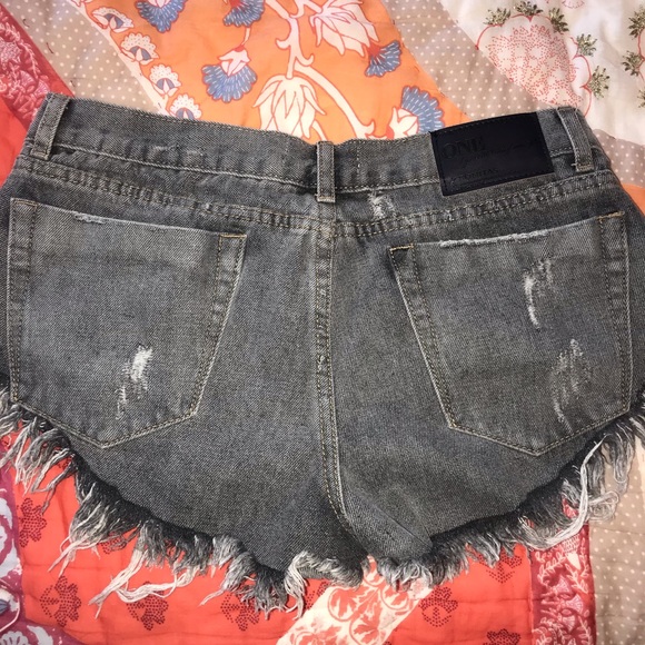 One Teaspoon grey denim shorts - Picture 2 of 2